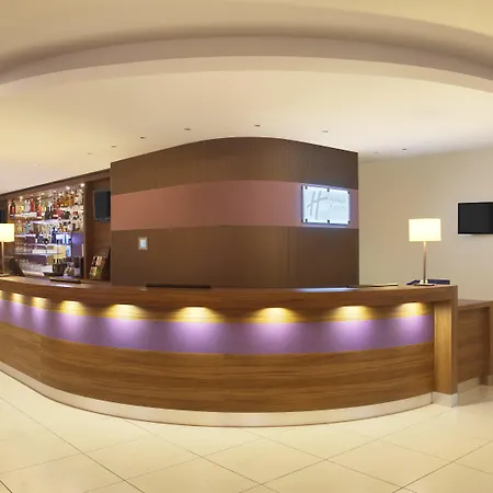 Premier Inn Hamburg City Alster