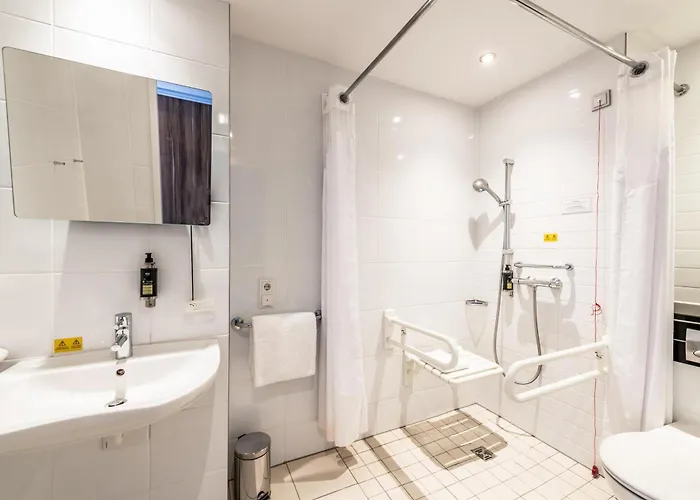 Hotel Premier Alster 3*